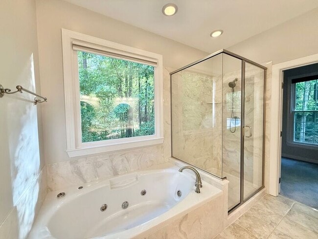 Building Photo - 9412 Springdale Dr