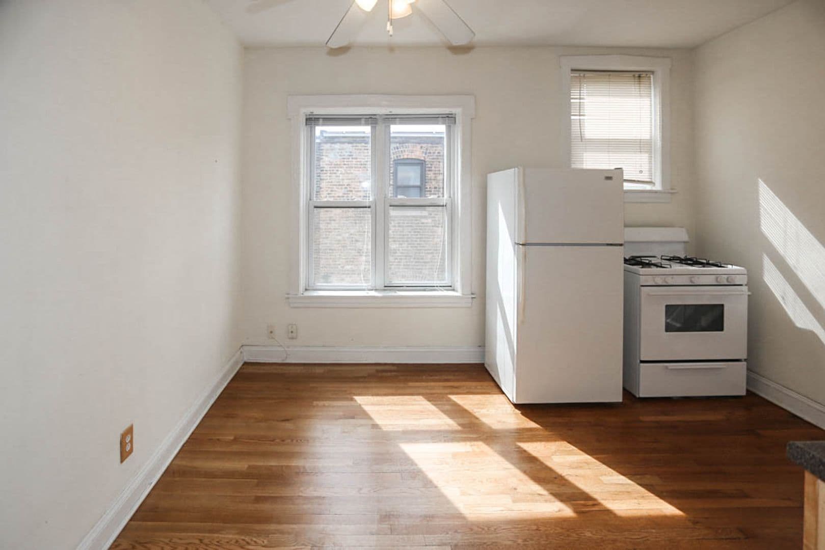 Building Photo - 3529 N Broadway St