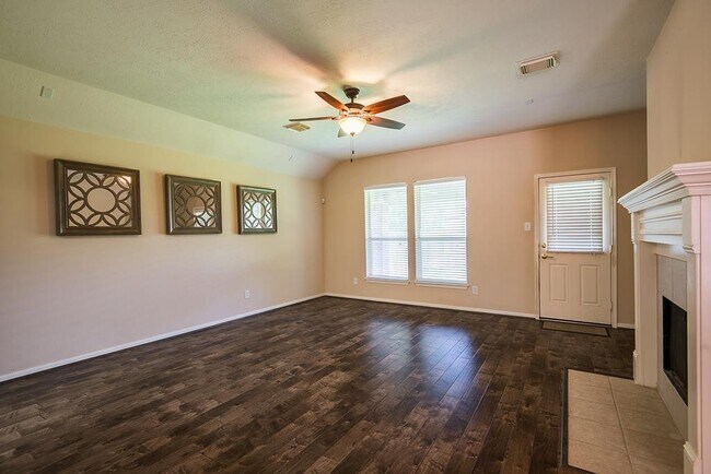 Building Photo - 23 Heron Hollow Ct