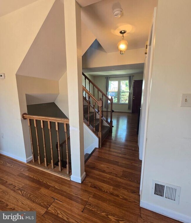 Building Photo - 15318 Gunsmith Terrace