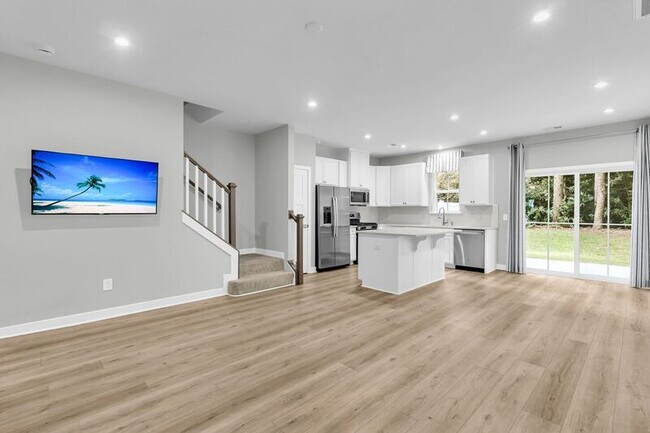 Building Photo - 1010 Crescent Cove Lane