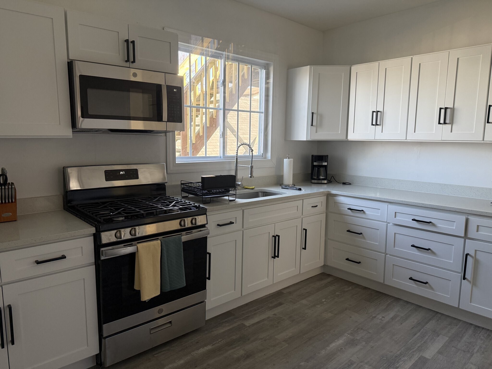 Building Photo - 366 Seward St