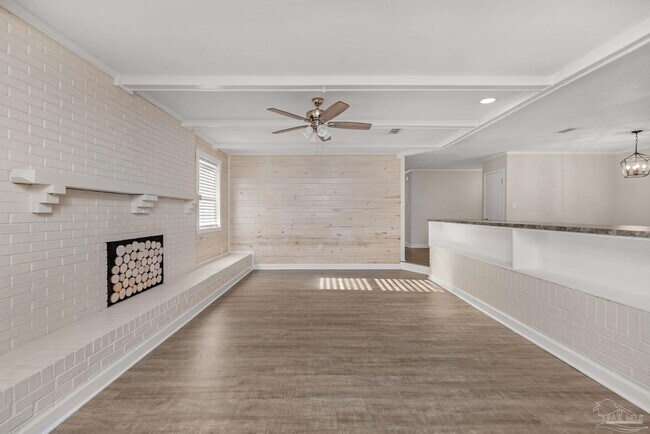 Building Photo - 4490 FL-87