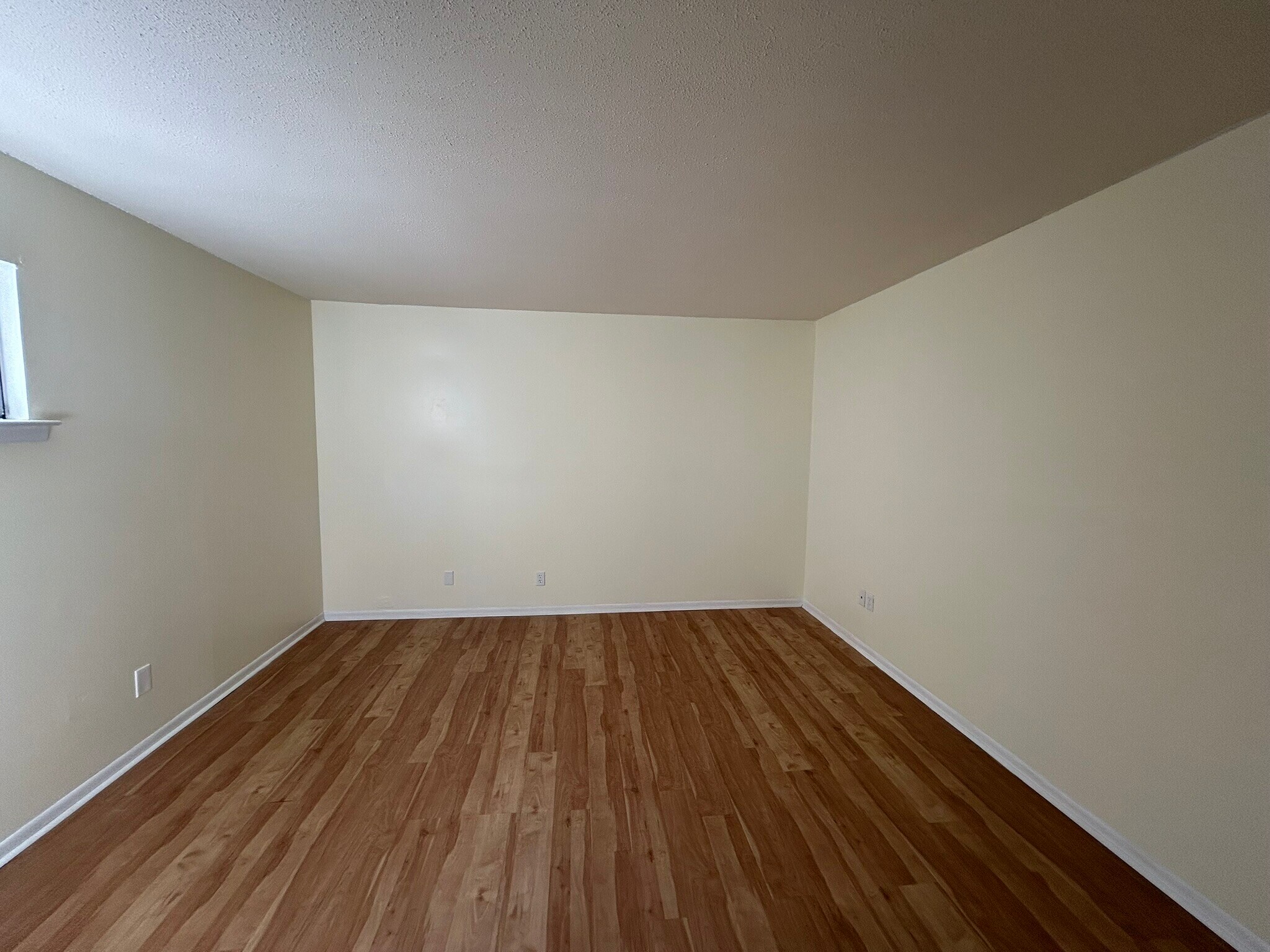 Building Photo - 3350 Altamont Rd