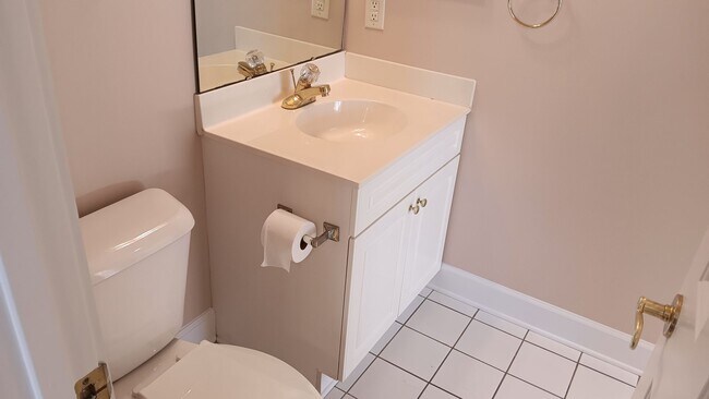 Building Photo - Furnished Two Bedroom, Two Bath Condo in Little River! Community Pool