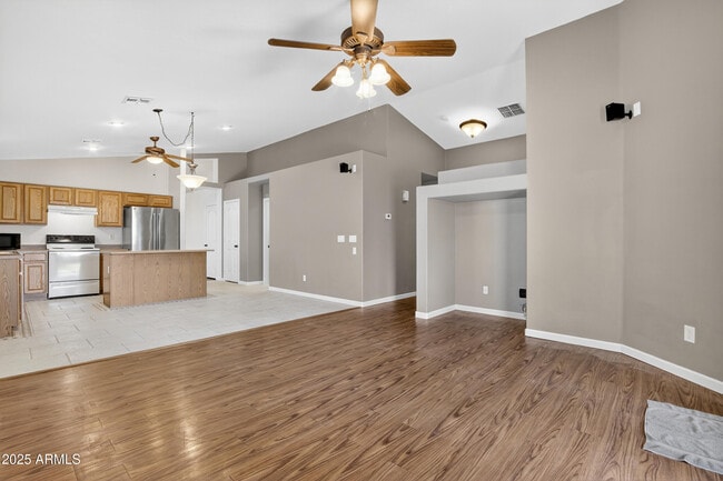 Building Photo - 15481 W Mauna Loa Ln