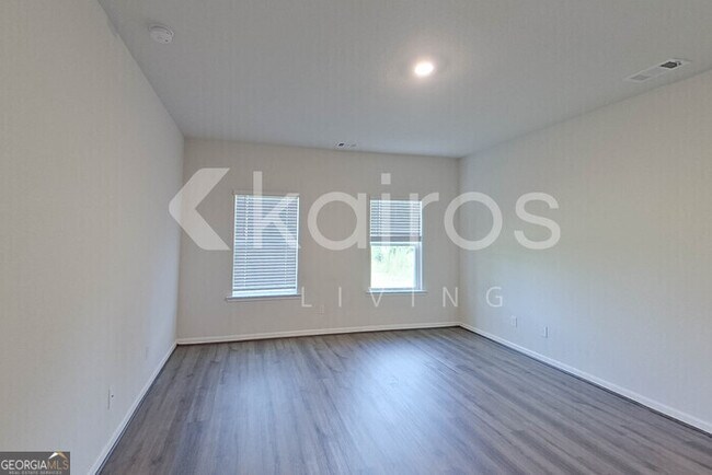 Building Photo - 3494 Bridgewood Dr