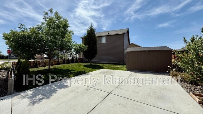 Building Photo - 5903 Pierre Dr