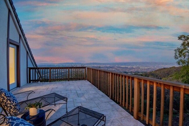 Building Photo - $14995 - Stunning Valley Views from Los Gatos/Monte Sereno Hills, 5 Bd / 3 Ba - **COMING SOON**