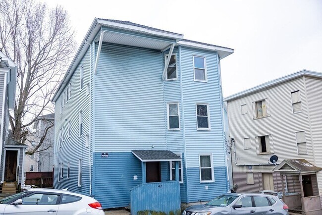 Building Photo - 42 E Worcester St