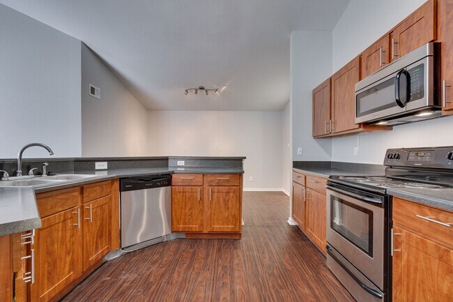 Building Photo - Natures Best Two Bedroom - 360 at 2222 - C...