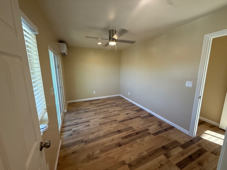 Building Photo - 4860 Palm Ave