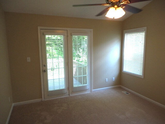 Building Photo - 905 Finchurch Cir