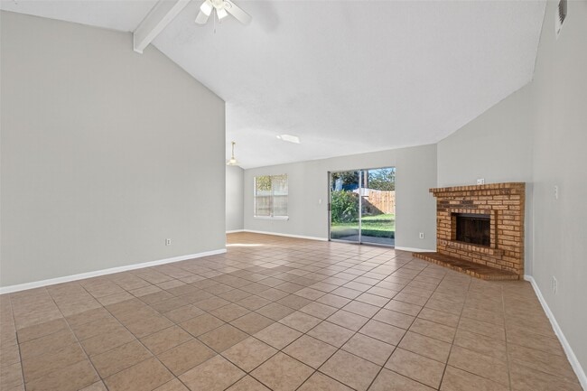 Building Photo - 5211 Devon Green Dr