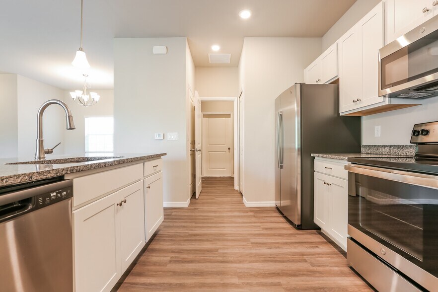 Building Photo - 3468 Colfax Ln