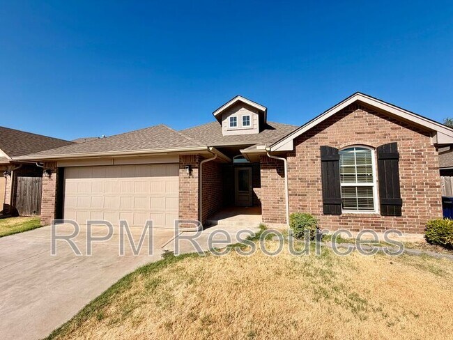 Building Photo - 3809 Brougham Way