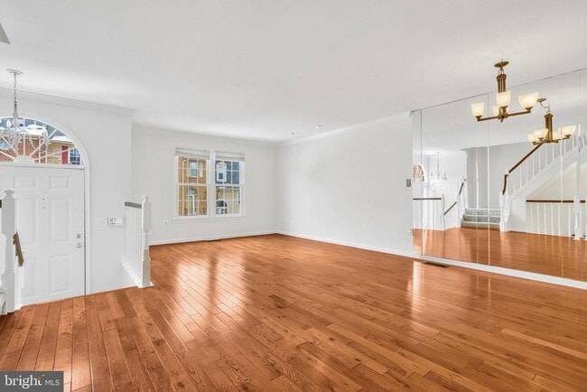 Building Photo - 7413 Salford Ct