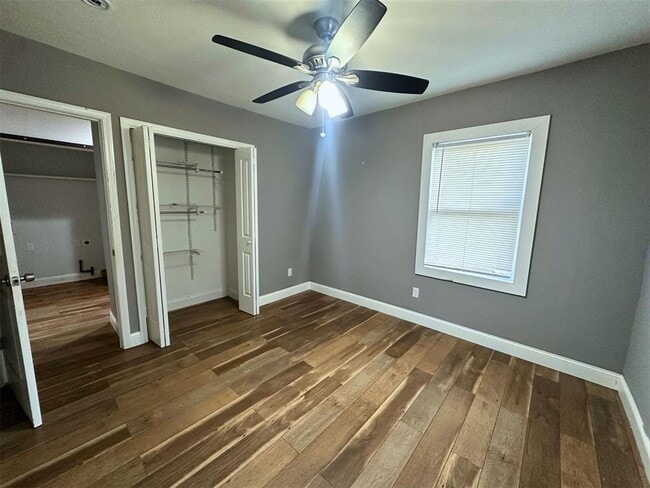 Building Photo - 1628 NE 12th St