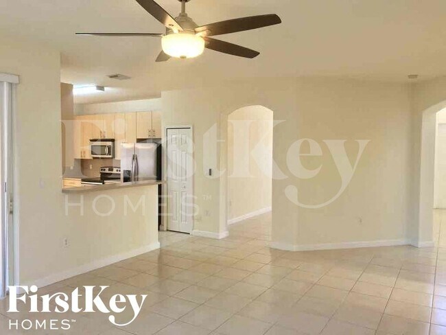 Building Photo - 11912 SW 126th Ln