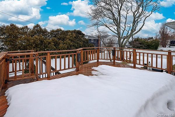 Building Photo - 860 Beckman Dr