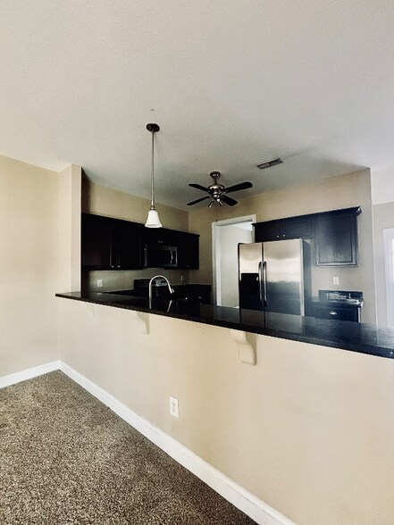 Building Photo - 2300 Chavis Dr