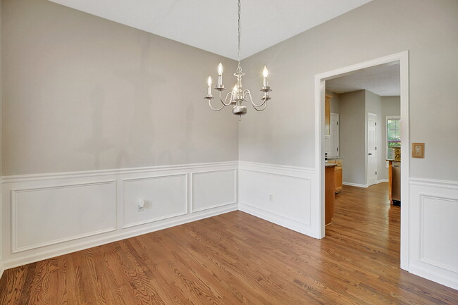Building Photo - 75 Rock Mill Ct