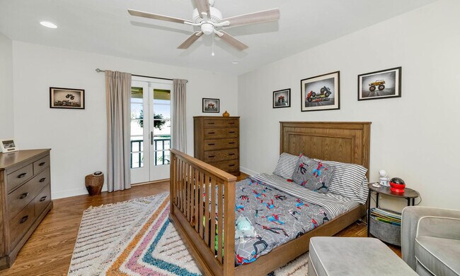 Building Photo - 1021 W Encanto Blvd