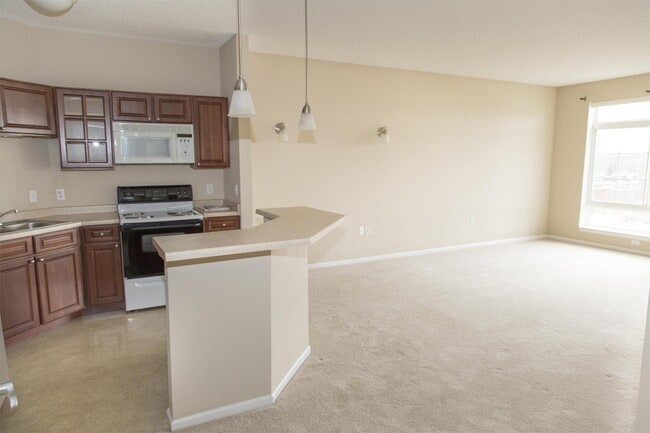 Building Photo - 649 Old Hwy 8 NW