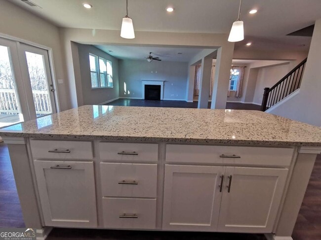 Building Photo - 4376 Waxwing St