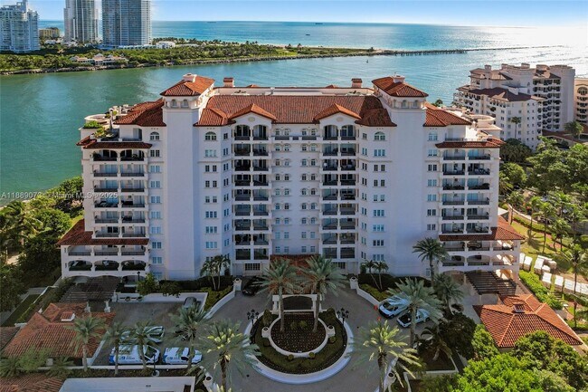 Building Photo - 7133 Fisher Island Dr
