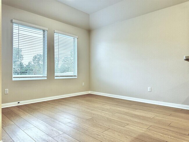 Building Photo - 141 Rita Blanca Bnd