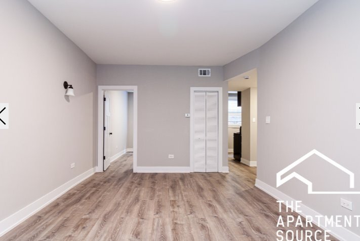 Building Photo - 550 W Aldine Ave