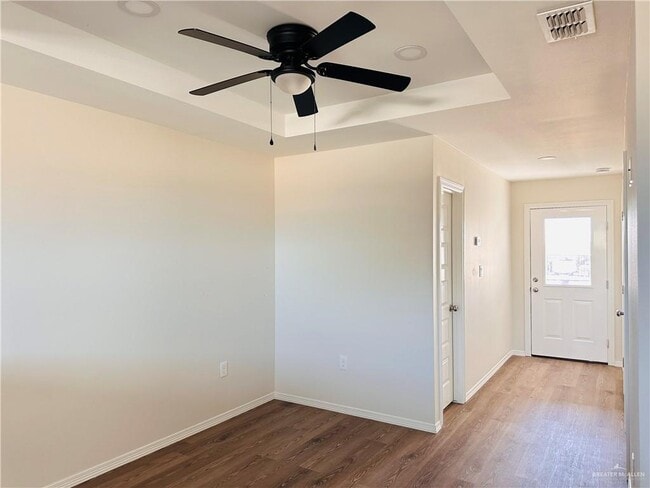 Building Photo - 25 S Kerala Ave