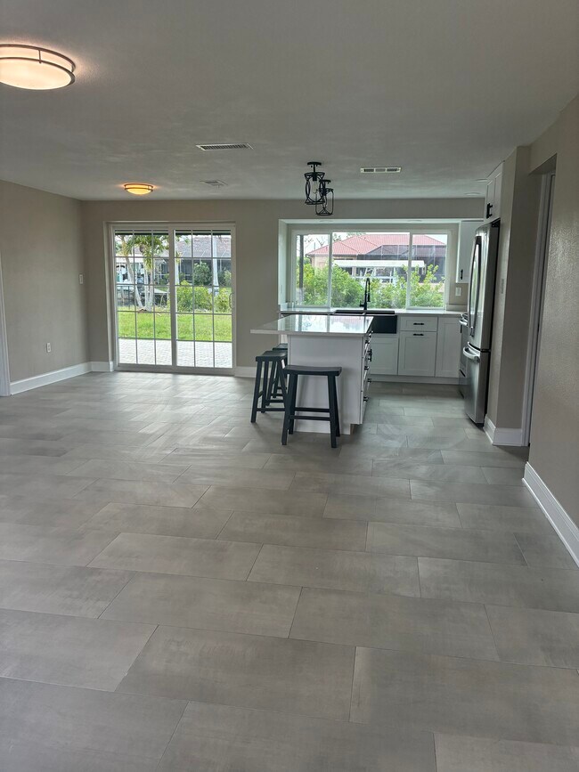 Building Photo - 5103 Condado Terrace