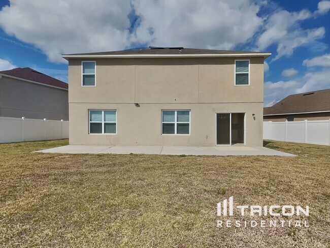 Building Photo - 2206 Rockmart Loop