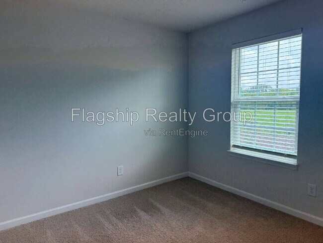 Building Photo - 4109 Laurel Rdg Dr