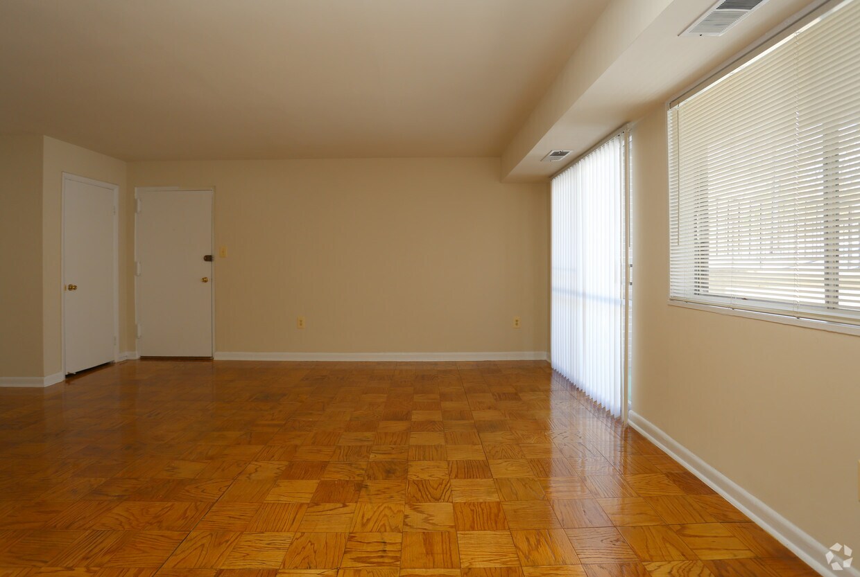Lilly Gardens Apartments 6828 Riverdale Road Lanham Md Rentcafe