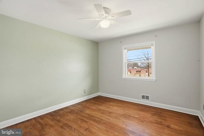 Building Photo - 110 Carroll Rd