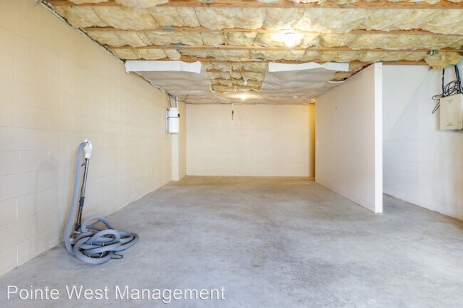 Building Photo - 2 br, 2.5 bath House - 535 Tall Oak Blvd