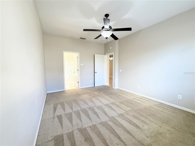 Building Photo - 10301 Goldenbrook Way