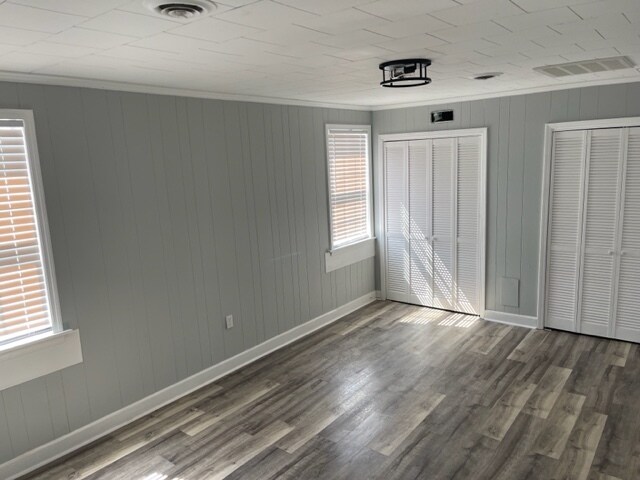 Building Photo - 605 N Adair Street Apt #5