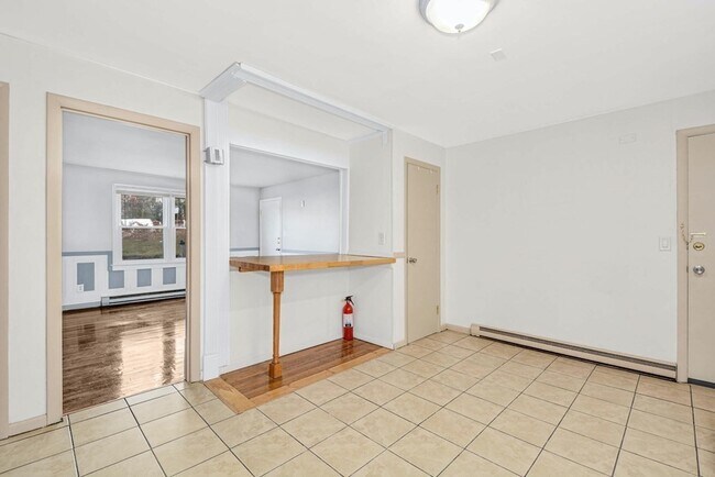 Building Photo - 26 SW Cutoff