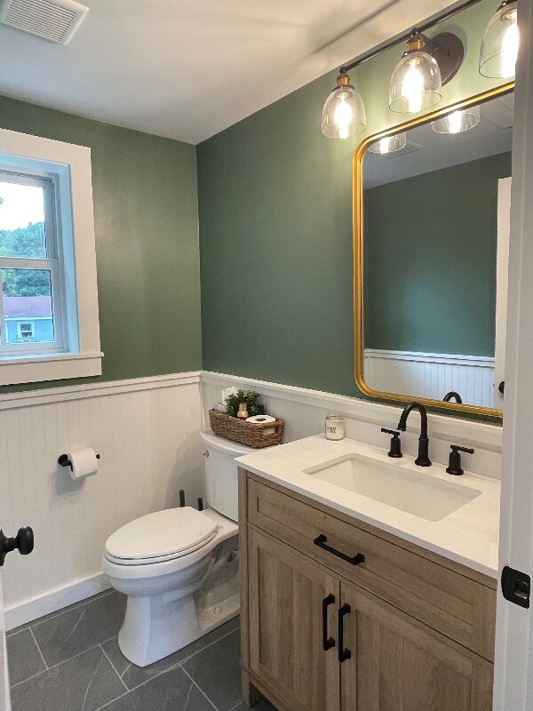 Building Photo - 64 County Rd