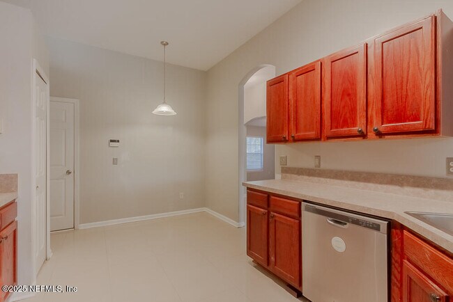 Building Photo - 8038 Welbeck Ln