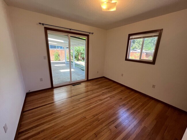 Building Photo - 3Bd/1Ba Home in Ardenwald-Johnson Creek Ne...