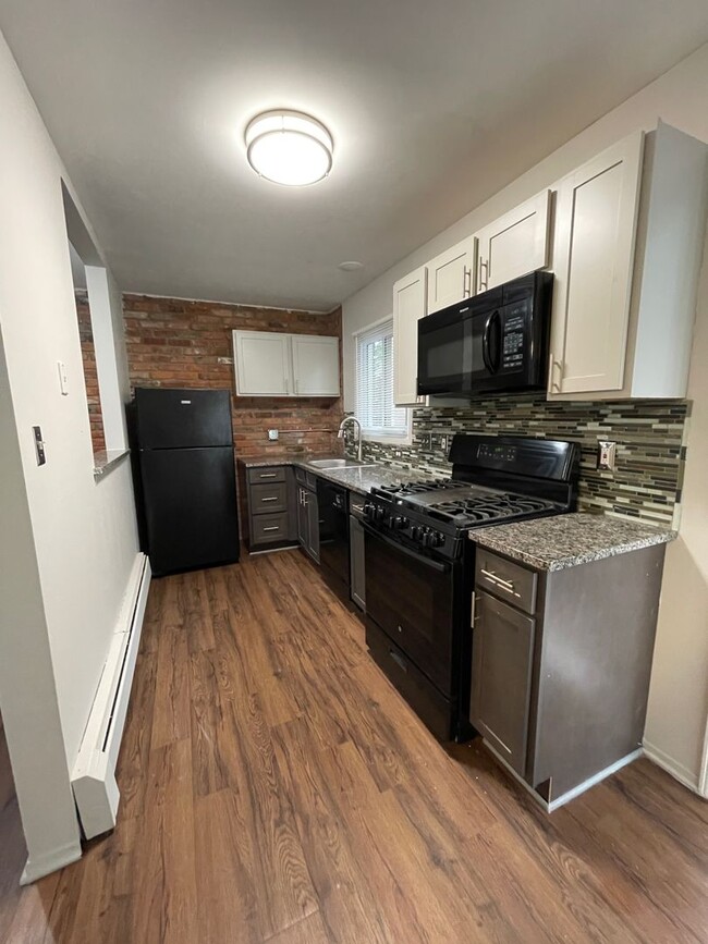 Interior Photo - Sixth Street Lofts