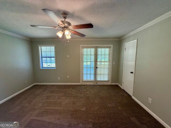Building Photo - 209 Stagecoach Ridge