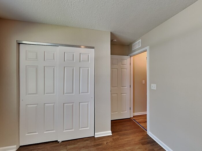 Building Photo - 7063 Camfield Landing Dr