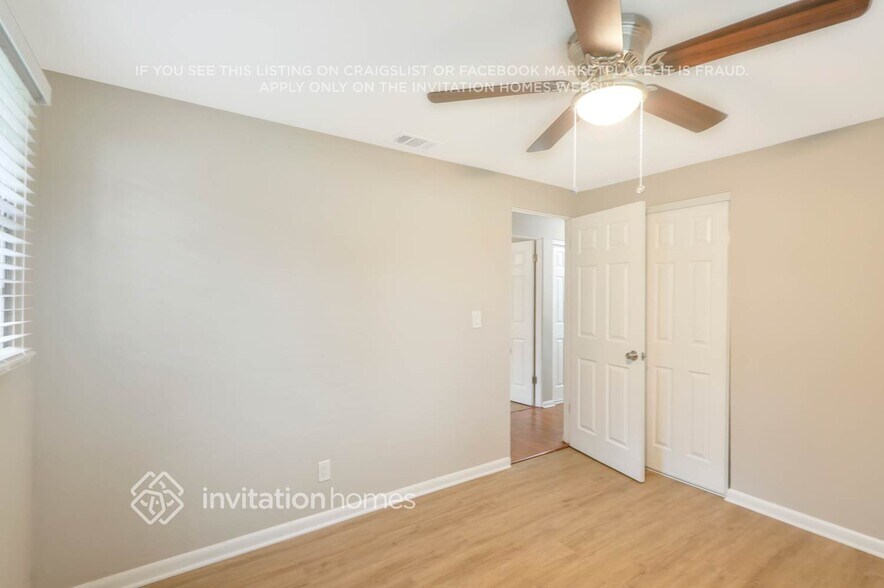 Building Photo - 306 Amana Ave