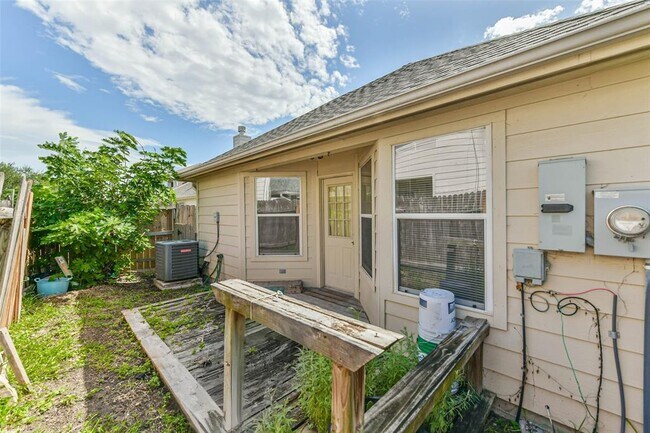 Building Photo - 10222 West Palm Lake Drive